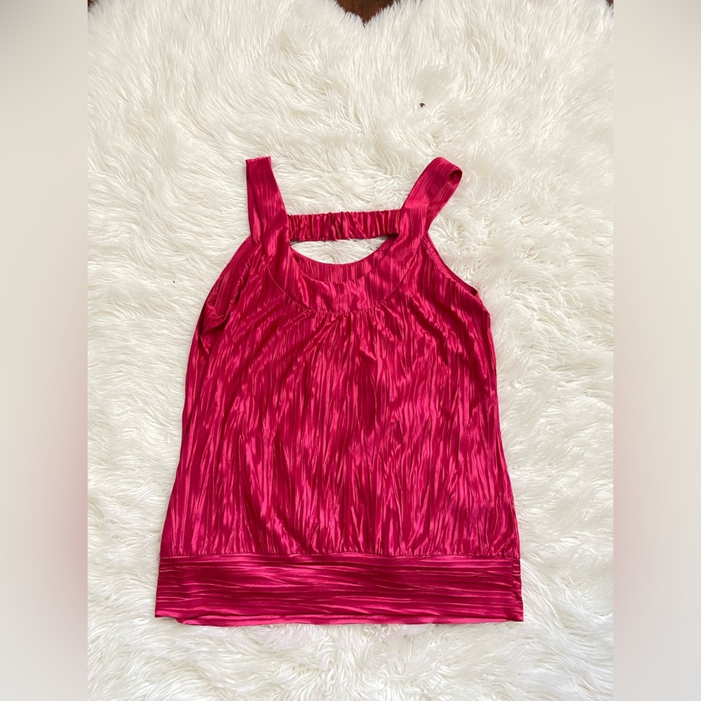 Pink Haltered Top - Picture 2 of 4
